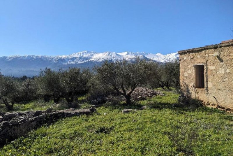 Kaina Kreta, Kaina: Grundstück mit Bergblick und Baugenehmigung zu verkaufen Grundstück kaufen